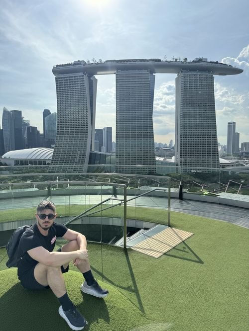 Davide a Singapore